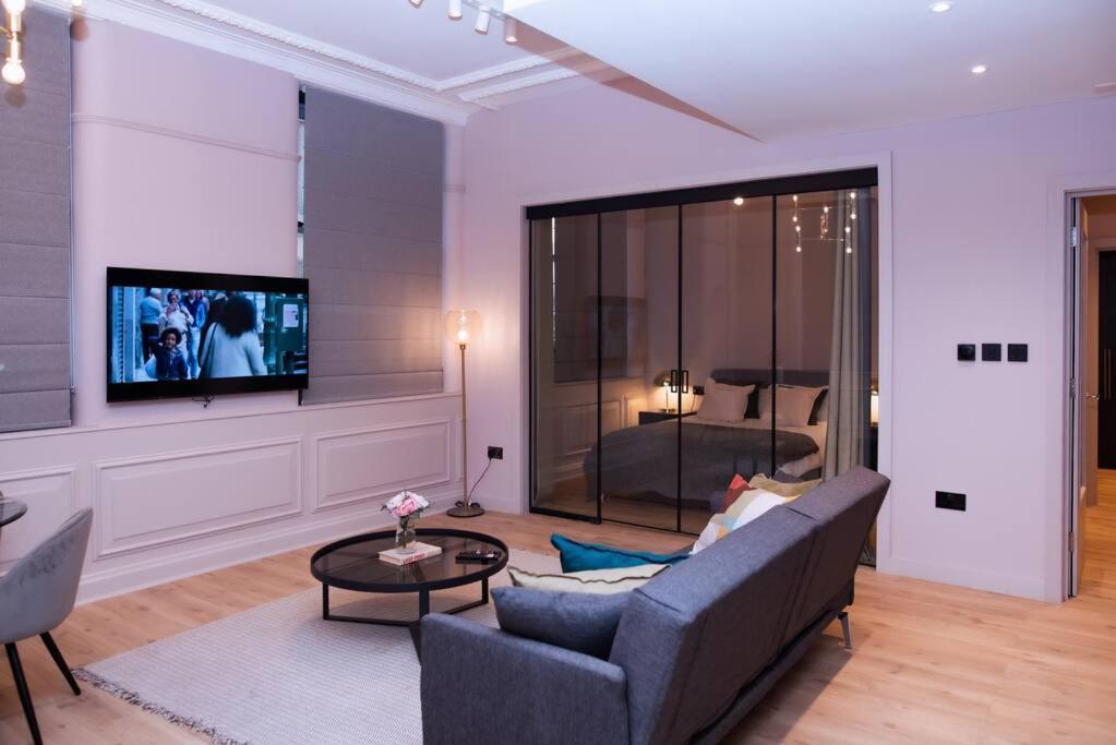 Luxurious Stunning 2Bedroom Apartment Manchester Ngoại thất bức ảnh