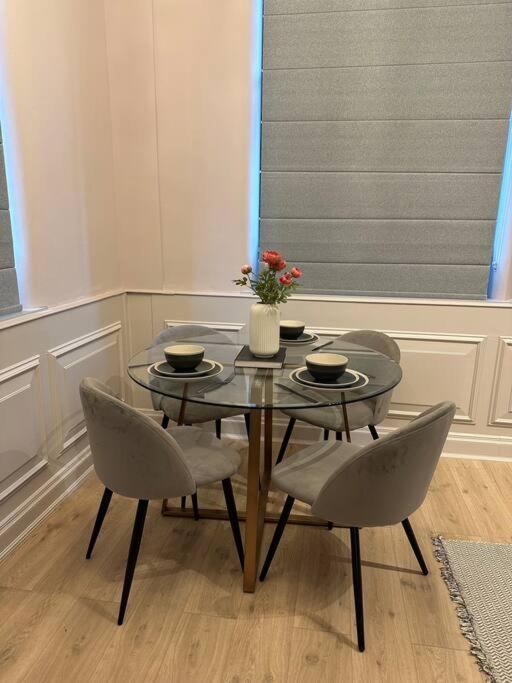 Luxurious Stunning 2Bedroom Apartment Manchester Ngoại thất bức ảnh