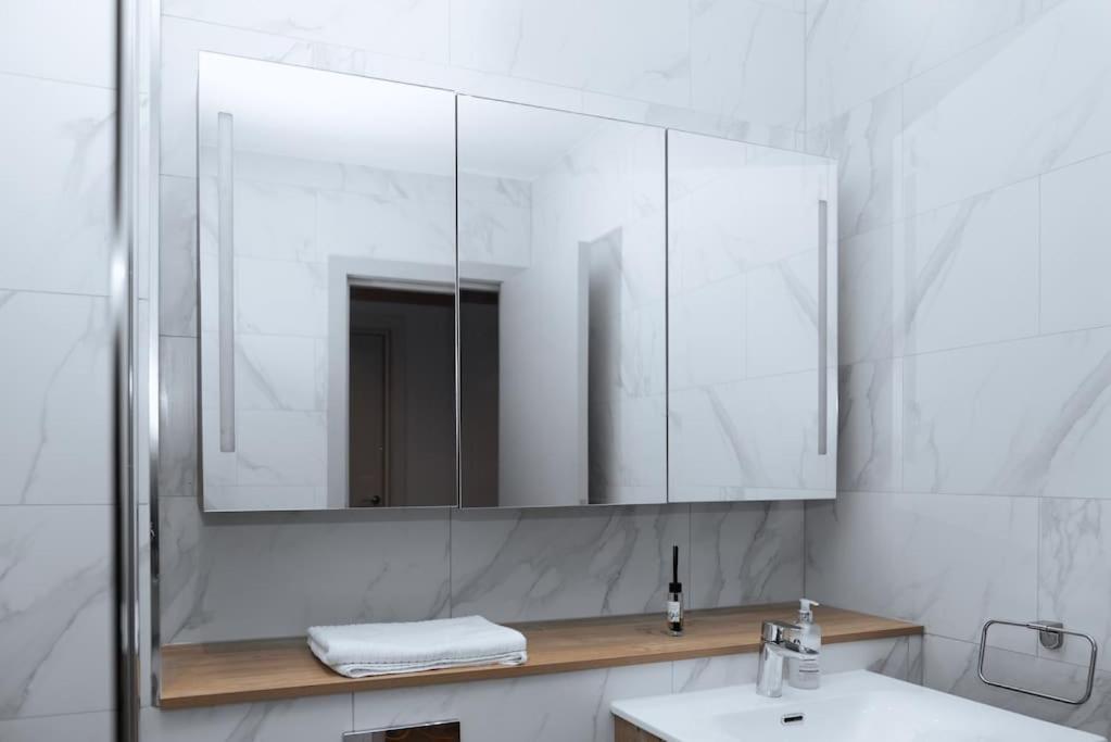 Luxurious Stunning 2Bedroom Apartment Manchester Ngoại thất bức ảnh