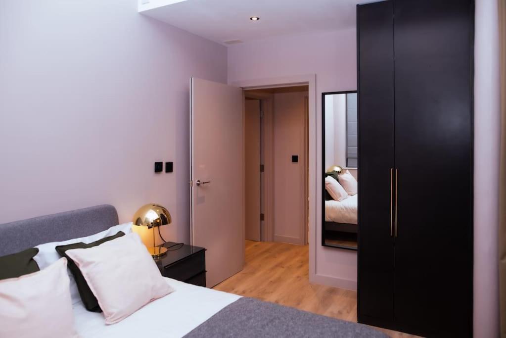 Luxurious Stunning 2Bedroom Apartment Manchester Ngoại thất bức ảnh